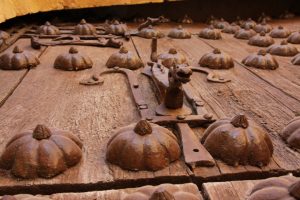 Belmonte detalle puerta Colegiata (2) (FILEminimizer)