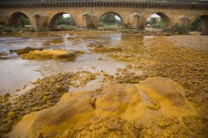 niebla-rio-tinto-y-puente-romano-fileminimizer