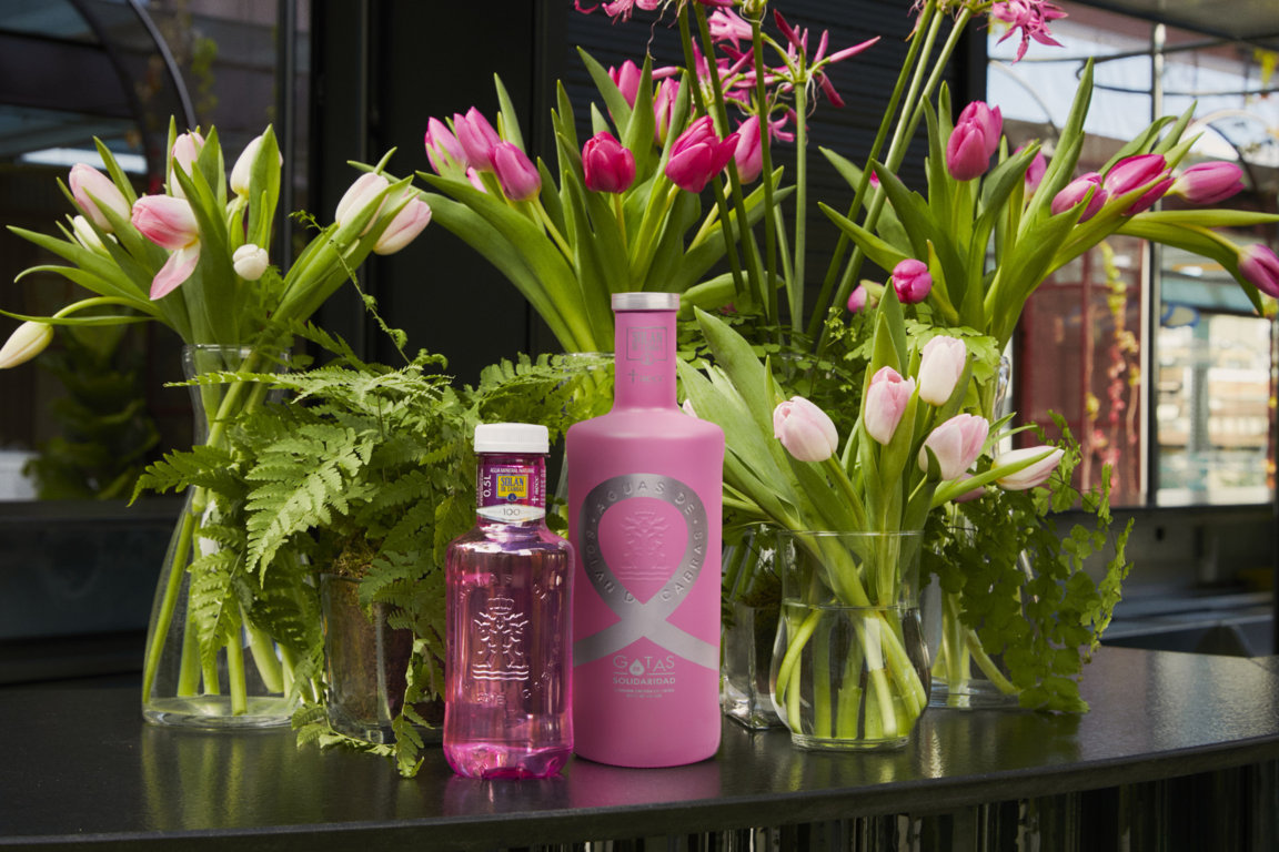 Solán de Cabras vistió de rosa las mesas de 178 restaurantes de toda España