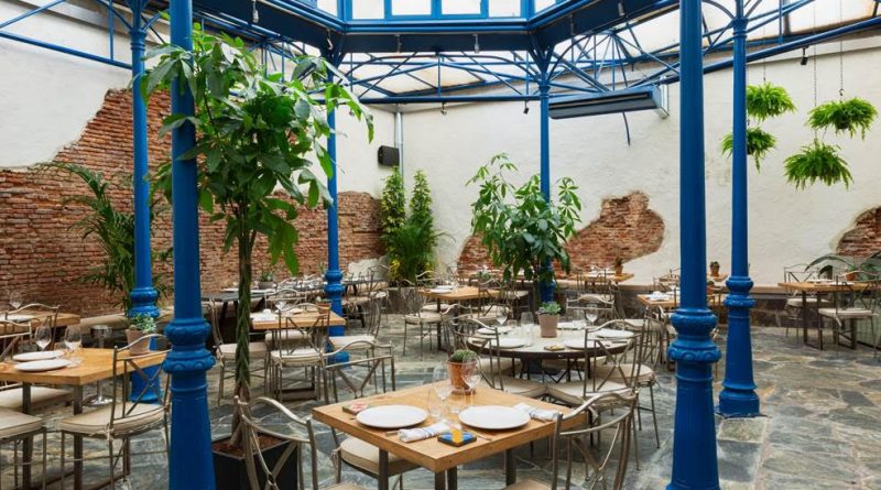 Imbécil desconocido polla Sua, el asador del Grupo Triciclo en el barrio de las Letras de Madrid - ORIGEN Imbécil desconocido polla Sua, el asador del Grupo Triciclo en el barrio de las Letras de Madrid - ORIGEN