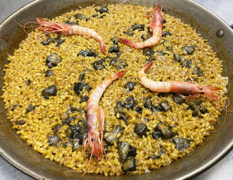 Arroz de sepia y gamba roja