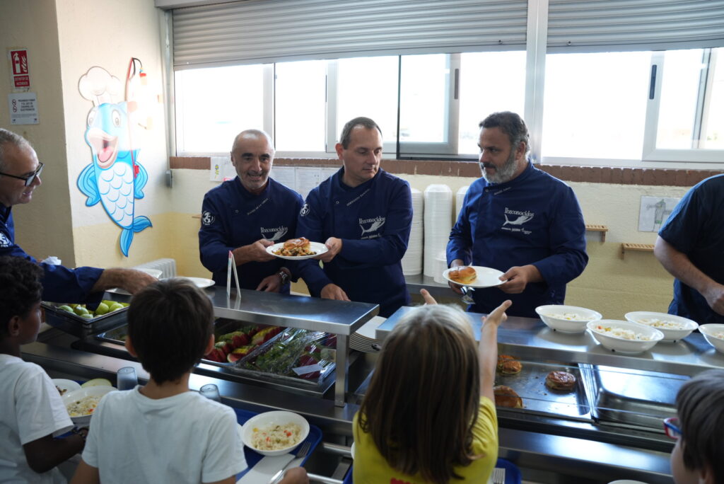 Ángel León con Pezconocidos