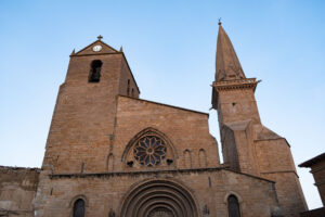 Olite. iglesia San Pedro (FILEminimizer)