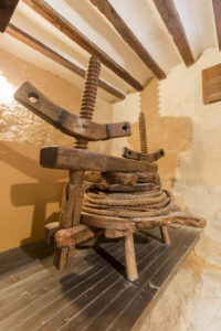 Requena Museo Vino (FILEminimizer)