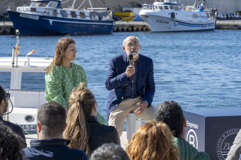 La directora del Dpto. de Personas y el Dtor. Gral de Balfegó