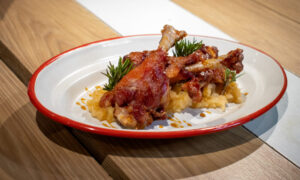 Confit-de-pato-a-las-2-manzanas-4-1000x600