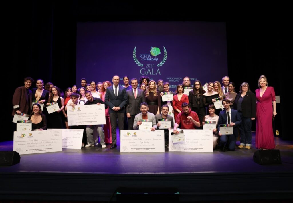 thumbnail NP TITO MEJOR CORTO IX RUEDA CON RUEDA (FILEminimizer)