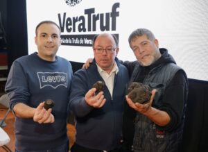 Foto 2. Los tres ganadores GOC (FILEminimizer)
