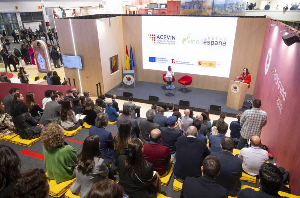 Presentación nuevo video pomocional de Rutas del Vino de España en FITUR 2025. copy Ricardo Domingo