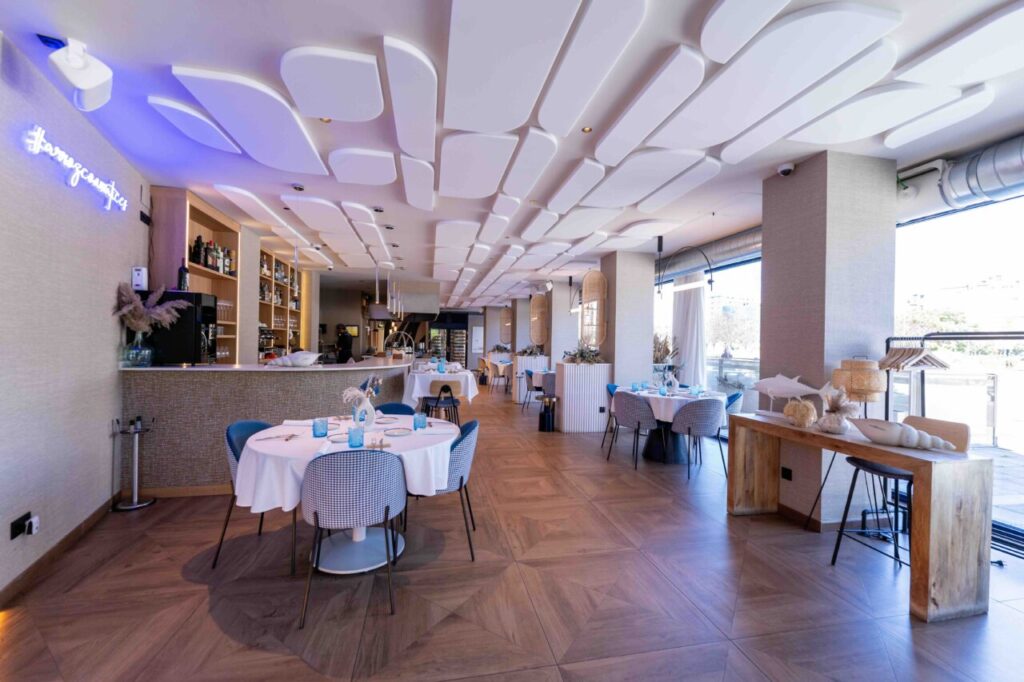 Azul Mediterráneo - sala (1)