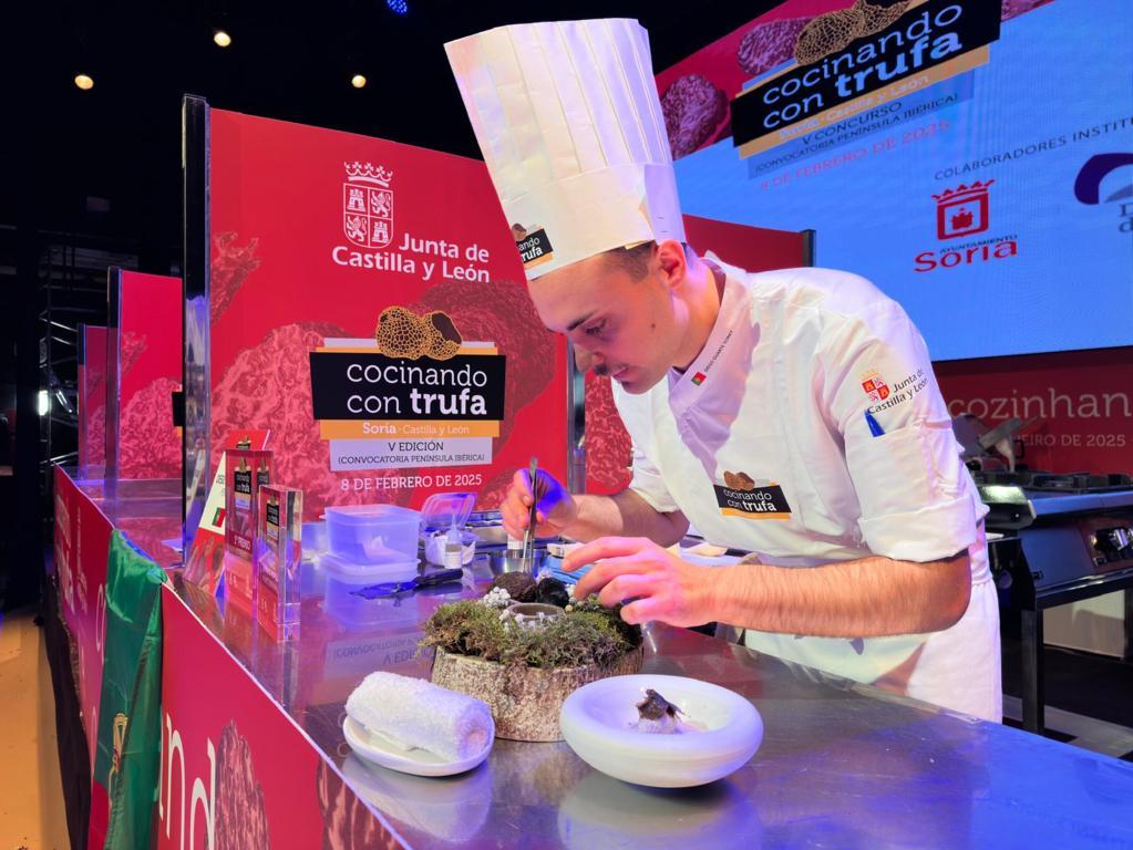 Diego Duarte Campeón V Concurso Cocinando con Trufa Soria (1) (FILEminimizer)