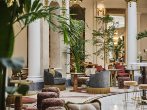 La Cúpula restaurant (FILEminimizer)