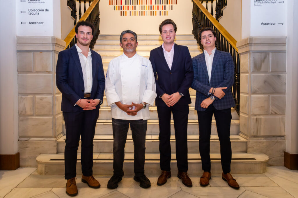 Xalte Pablo Gómez Roberto Ruiz Santiago Ávalos Diego Ávalos (FILEminimizer)