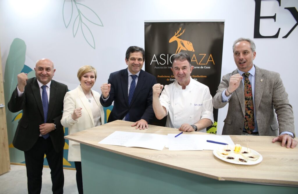 Autoridades con Martín Berasategui