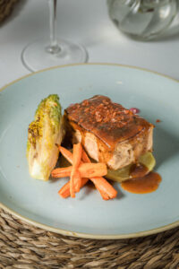 Hotel Hospes Palacio de Arenales & Spa. Restaurante Las Corchuelas. cochinillo