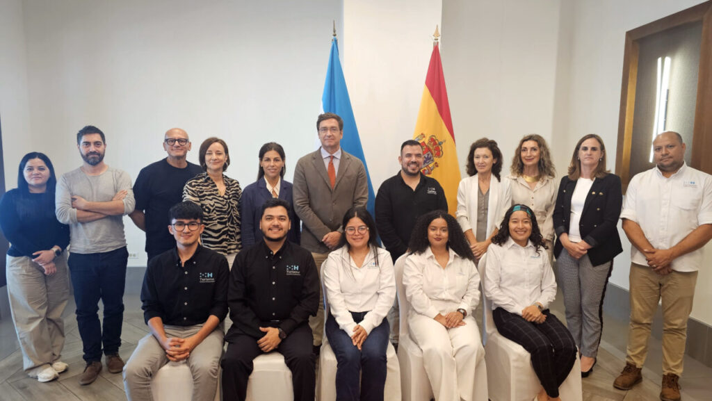Reunión con el embajador español en Honduras