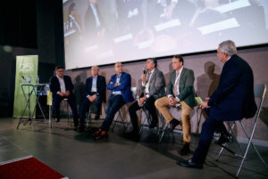 Mesa de ex-presidentes de Interovic durante el 25 aniversario en Madrid