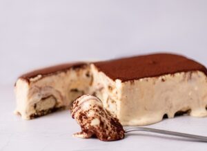 Tiramisú de Bibì e Bibò con galletas y crema de mascarpone