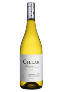 Botella de vino Cillar Blanco de Silos Albillo Mayor con etiqueta blanca y dorada.