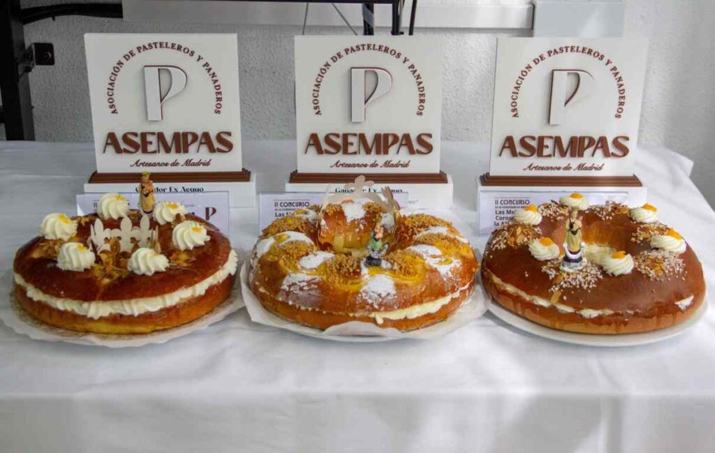 Tres coronas de la Almudena en concurso de pastelería