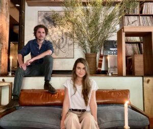 Sara Aznar y Nacho Ventosa en el restaurante Los 33