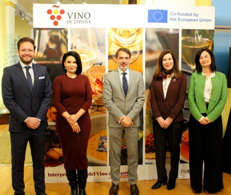 Presentación de la guía de maridaje entre vinos españoles y gastronomía mexicana