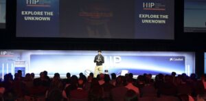 Aleix Puig en el escenario de HIP 2026 compartiendo su experiencia