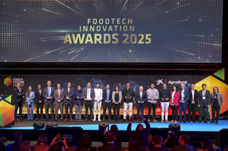 Ganadores de los FoodTech Innovation Awards 2025 en un evento en Bilbao