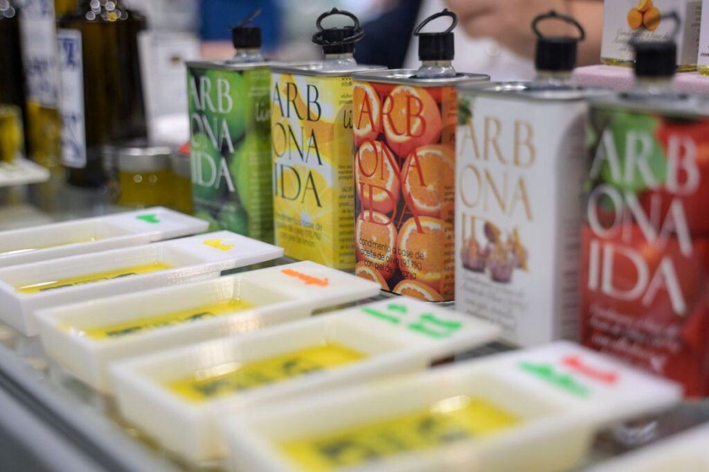 Muestra de productos de alimentación y bebidas en la feria HIP 2026