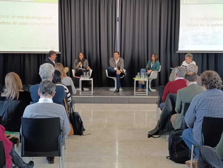 Panel de discusión en el seminario de Interovic sobre el futuro del sector ovino y caprino