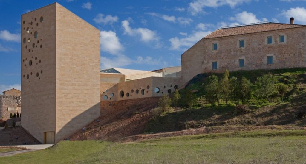 Sede del Consejo Regulador de la DO Ribera del Duero en Roa, Burgos.