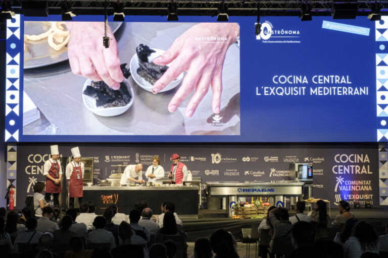 Demostración culinaria en el evento Gastrónoma en Valencia