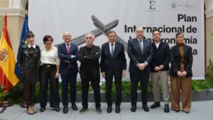 Grupo de profesionales en la presentación del Plan Internacional de la Gastronomía Española