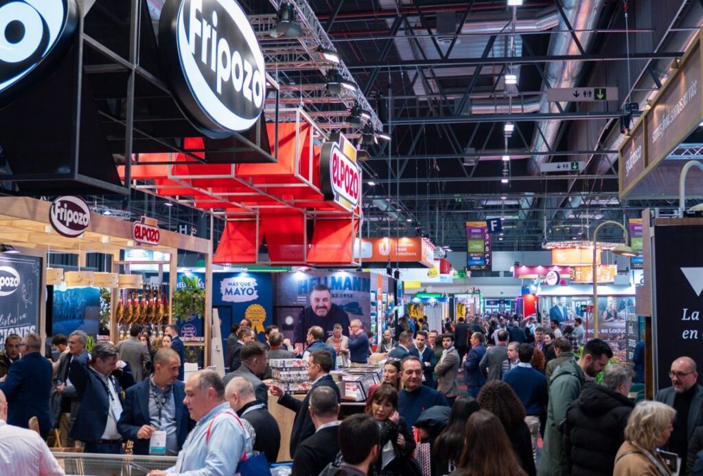 Asistentes en la primera jornada de la feria HIP 2026 sobre hostelería en Madrid