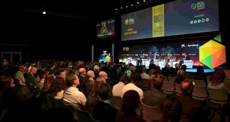 Panel de expertos en el Open Innovation & Corporate Venturing Summit de foodtech