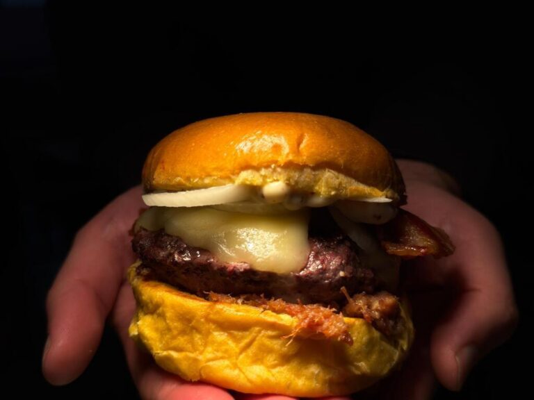 Hamburguesa Saborosa del Bágoa Gastrobar en Ourense