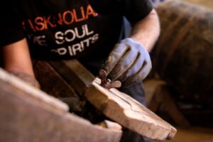 Artisan cooperage work at Casknolia with a focus on whisky barrels