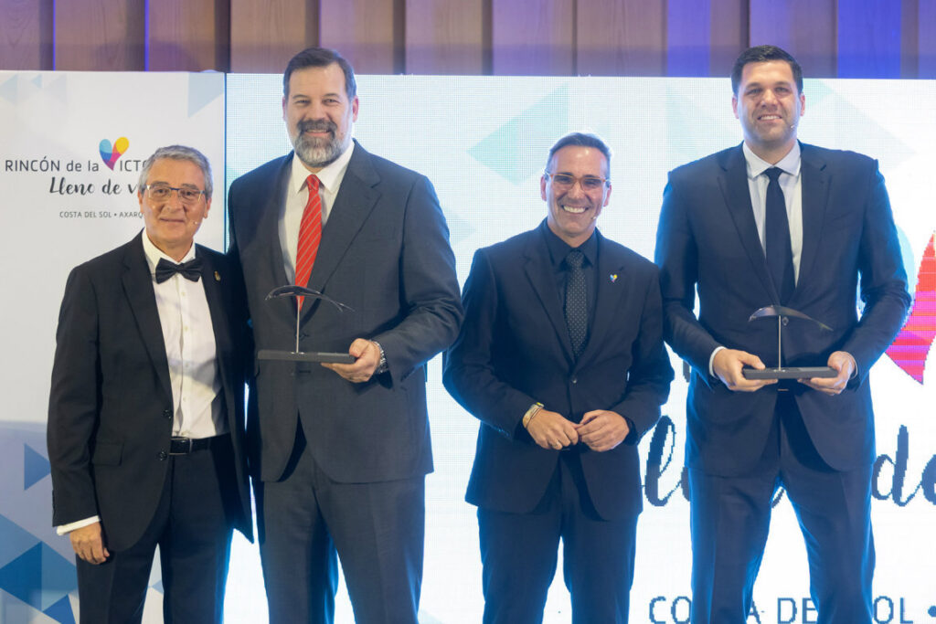 Francisco Salado y los hermanos Reyes en la Gala del Boquerón Victoriano