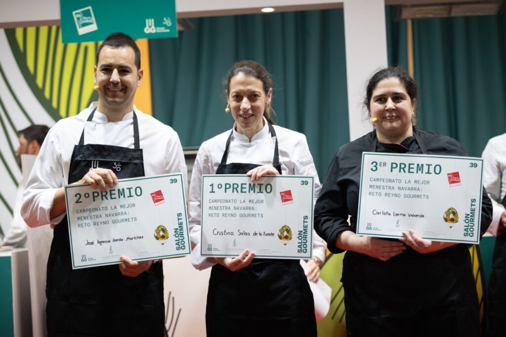 Cristina Salas y otros ganadores del campeonato de menestra navarra