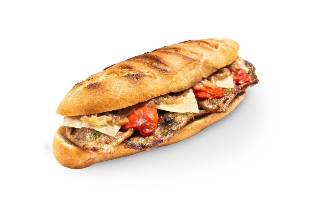 Bocadillo de Ternasco de Aragón con carne, queso y verduras