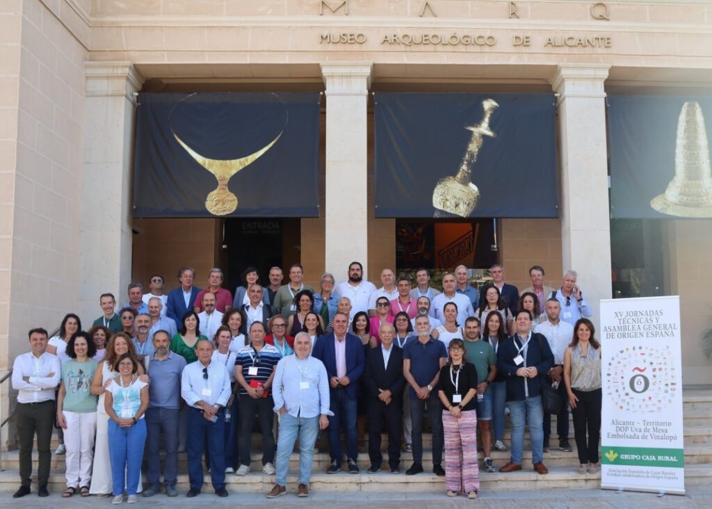 Grupo de personas en las Jornadas Técnicas de Origen España en Zamora