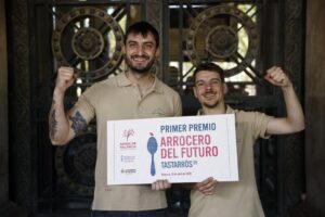 Néstor López y Carlos Monge celebrando su premio en Tastarròs 2026