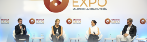 Panel de discusión en CharcutExpo 2026 sobre charcutería