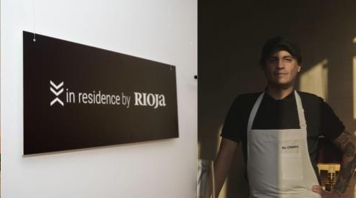 Cartel de In Residence by Rioja y chef en evento culinario
