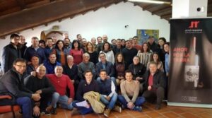 Grupo de enólogos en la jornada de la DO Utiel-Requena