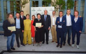Entrega de premios de la Academia Internacional a galardonados españoles en Madrid