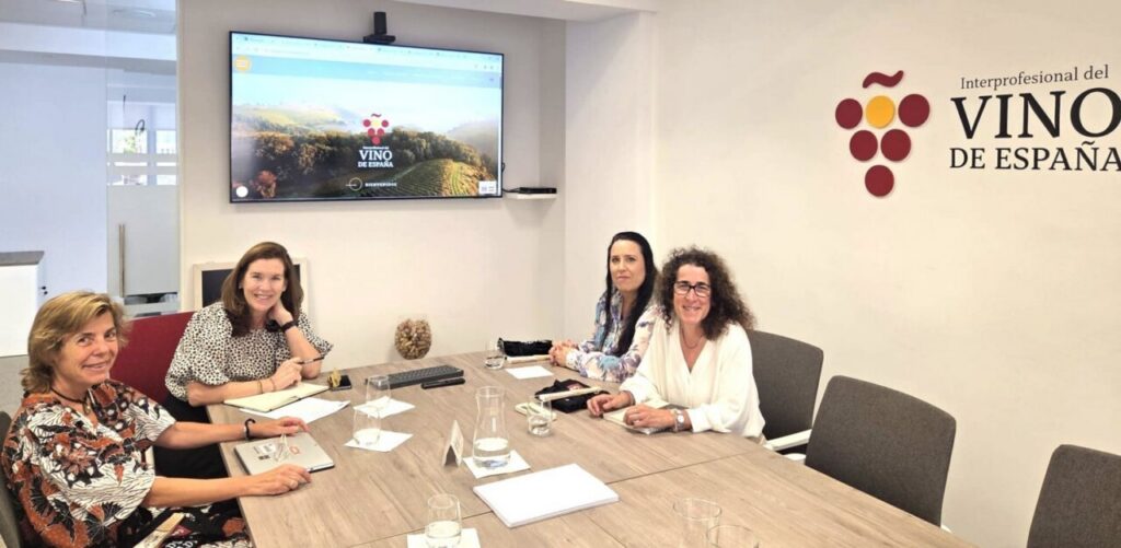 Reunión de OIVE e ICEX sobre formación de vinos en China