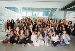 Grupo de mujeres participantes en el II Congreso MEG en Alicante