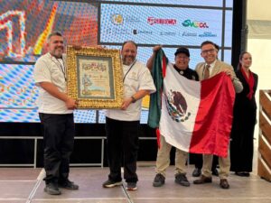 Ganadores del primer premio en el Concurs Internacional de Paella Valenciana en Sueca