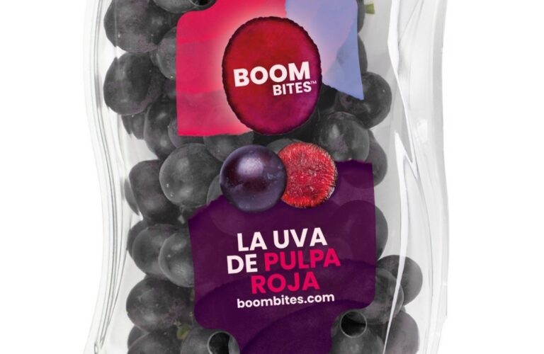 Tarrina de uvas Boombites con pulpa roja natural